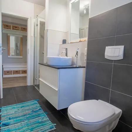 Lindenstrasse 13 Seenadel 公寓